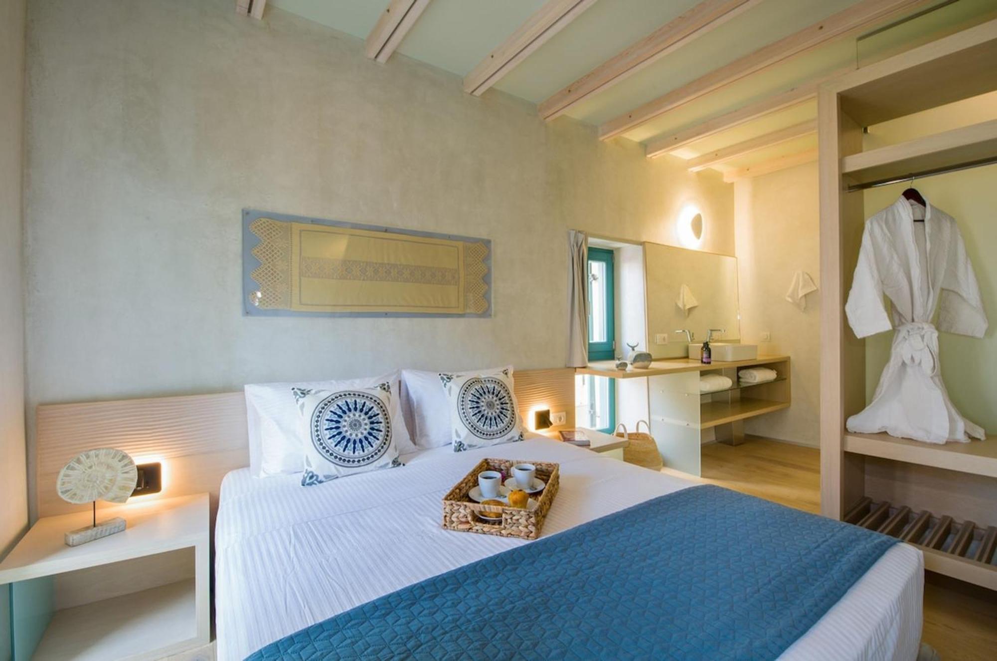 Olvia - Historic Home In Chania Hriszí Aktí Haniá Kültér fotó